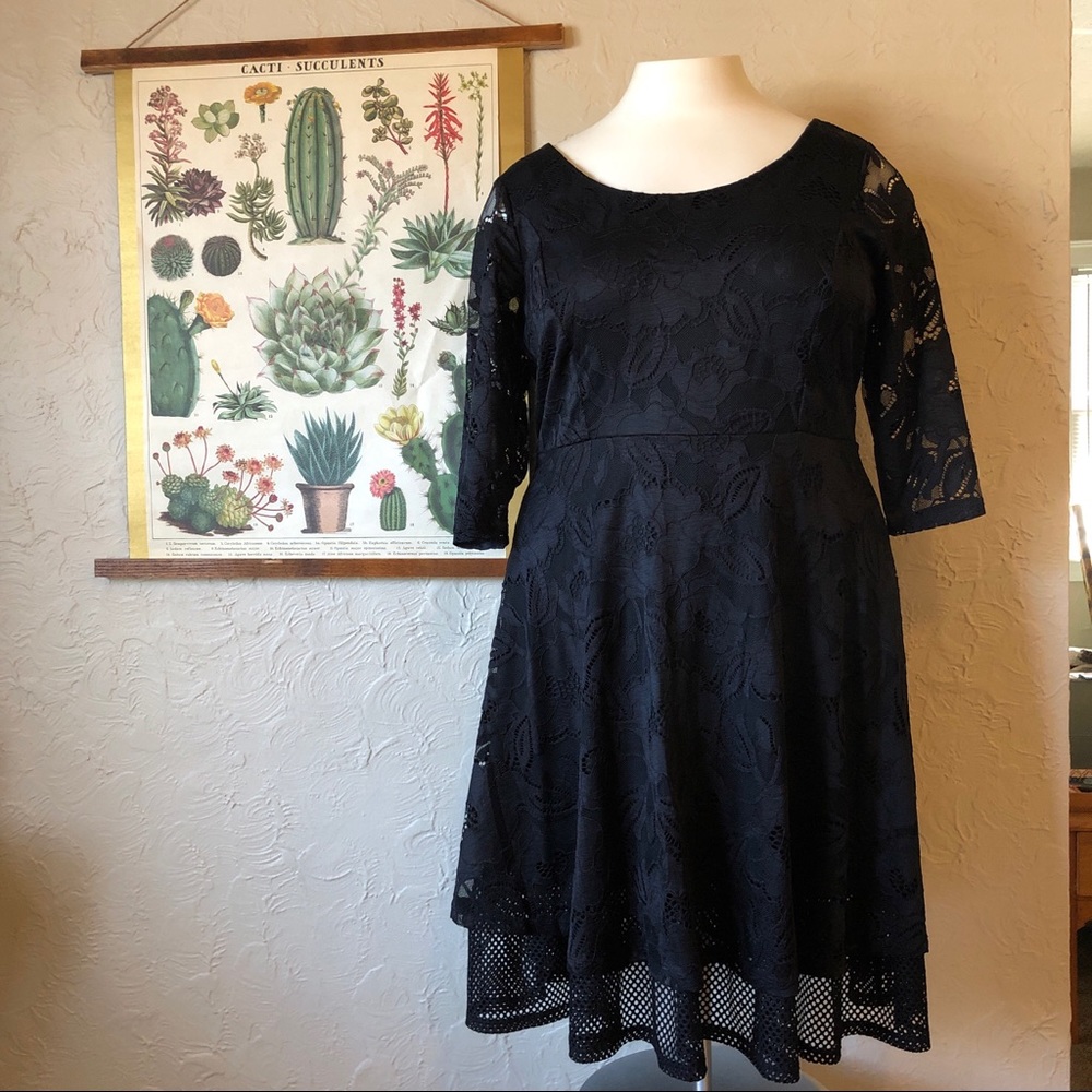 Beautiful black lace party dress